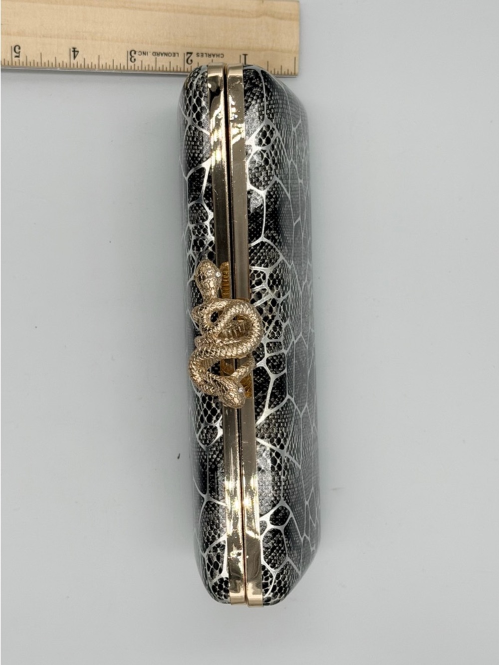 Elegant Metallic Snake-Pattern Clutch with Gold Snake Closure - Picture 8 of 8